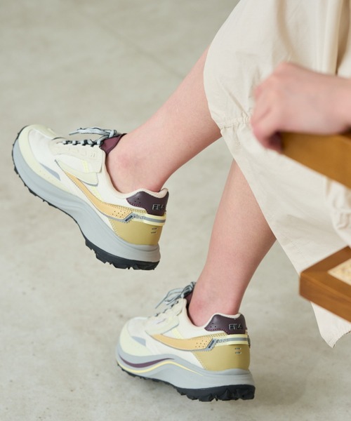 FILA（フィラ）の「【コラボ】 Wavelet TR × emmi / ウェーブレットアルファ × エミ（スニーカー・レディース・ベージュ・23.0cm/24.0cm/25.0cm/26.0cm）」の7枚目の写真