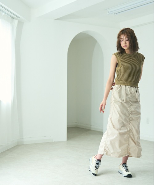 FILA（フィラ）の「【コラボ】 Wavelet TR × emmi / ウェーブレットアルファ × エミ（スニーカー・レディース・ベージュ・23.0cm/24.0cm/25.0cm/26.0cm）」の11枚目の写真