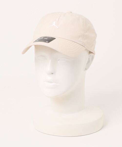 NIKE(ナイキ)の「【NIKE】ジョーダンクラブUS CB CAP(キャップ・レディース・ベージュ・FREE)」の1枚目の写真