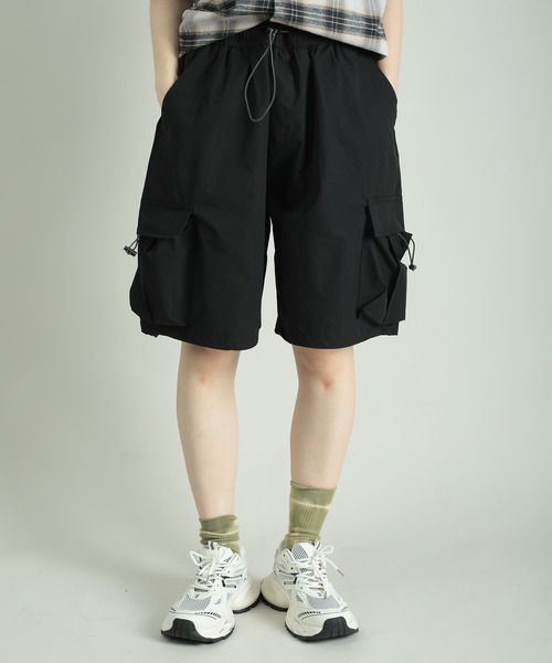 GENXDER(ノンジェンダー)の「GENXDER CARGO SHORTS (SS)(カーゴパンツ・レディース・ブラック/ベージュ/ダークグレー・LARGE/X-LARGE/XX-LARGE/MEDIUM)」の8枚目の写真