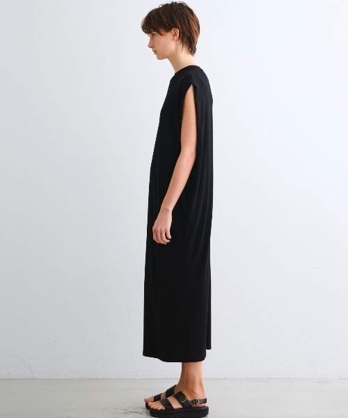 three dots（スリードッツ）の「トラベルライン ドレス（ワンピース・レディース・ネイビー/ブラック・MEDIUM/SMALL）」の11枚目の写真