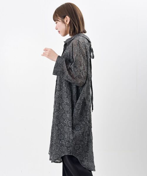 rps(アールピーエス)の「シワ加工花柄7分袖ロングブラウス(シャツ/ブラウス・レディース・チャコールグレー/ライトグレー・フリー)」の21枚目の写真