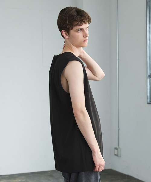 CTHY（シティ）の「接触冷感ルーズシルエットドレープ 梨地ノースリーブカットソー（タンクトップ・メンズ・グレー/ブラック/ホワイト・M/S/XL/L）」の14枚目の写真