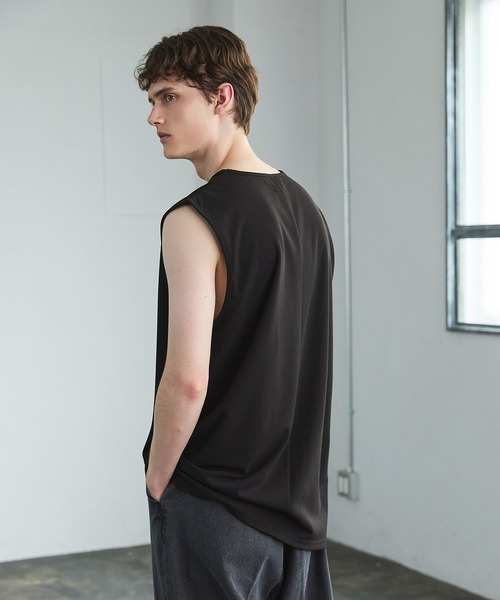 CTHY（シティ）の「接触冷感ルーズシルエットドレープ 梨地ノースリーブカットソー（タンクトップ・メンズ・グレー/ブラック/ホワイト・M/S/XL/L）」の15枚目の写真