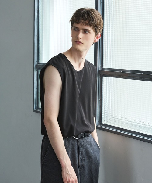 CTHY（シティ）の「接触冷感ルーズシルエットドレープ 梨地ノースリーブカットソー（タンクトップ・メンズ・グレー/ブラック/ホワイト・M/S/XL/L）」の17枚目の写真