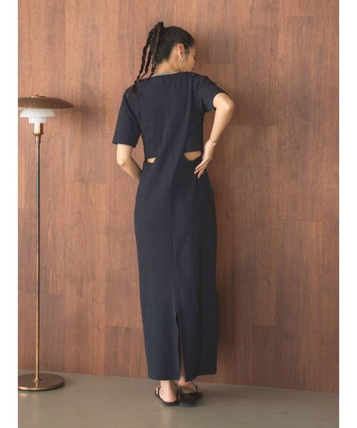 Ungrid(アングリッド)の「ハーフスリーブカットワンピース(ワンピース・レディース・ヘザーグレー/ブラック/オレンジ・FREE)」の16枚目の写真