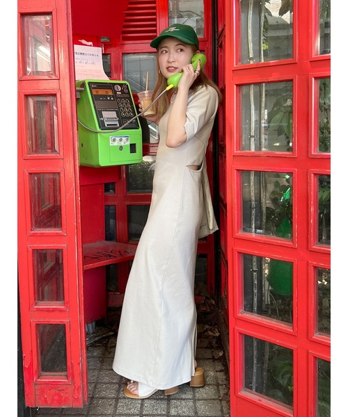 Ungrid(アングリッド)の「ハーフスリーブカットワンピース(ワンピース・レディース・ヘザーグレー/ブラック/オレンジ・FREE)」の4枚目の写真