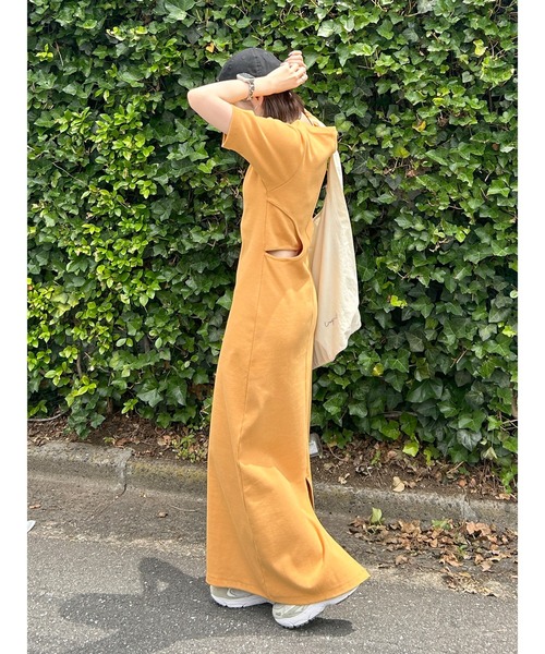 Ungrid(アングリッド)の「ハーフスリーブカットワンピース(ワンピース・レディース・ヘザーグレー/ブラック/オレンジ・FREE)」の6枚目の写真