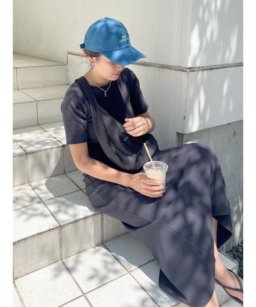 Ungrid(アングリッド)の「ハーフスリーブカットワンピース(ワンピース・レディース・ヘザーグレー/ブラック/オレンジ・FREE)」の9枚目の写真