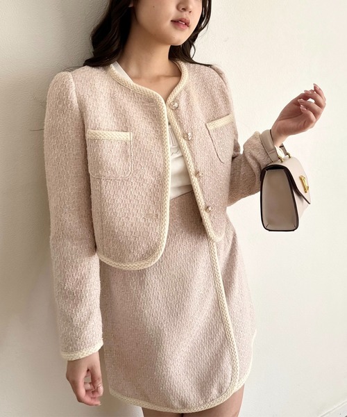 DEICY（デイシー）の「ツイードパイピングジャケット（ノーカラージャケット・レディース・ブラック/ベビーピンク/オフホワイト・1/0）」の3枚目の写真