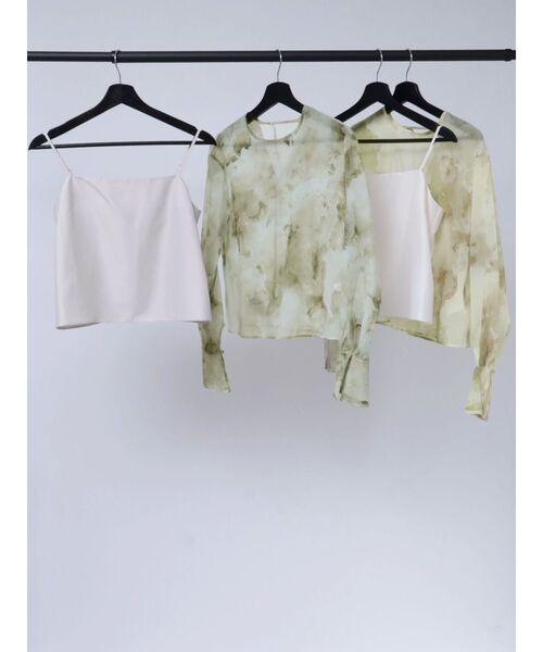 LAGUNAMOON(ラグナムーン)の「マーブライズドシアープリントブラウス(シャツ/ブラウス・レディース・グレー/イエロー・FREE)」の11枚目の写真