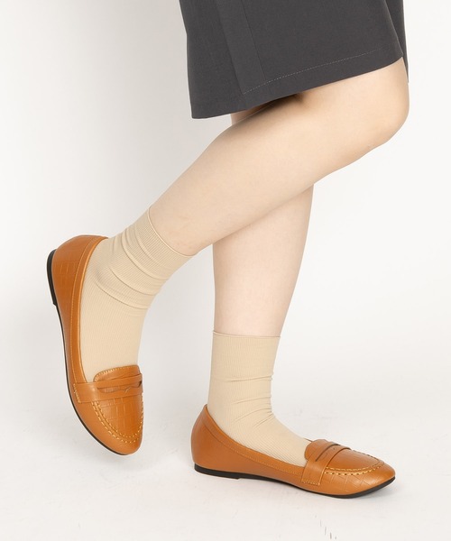 SVEC（シュベック）の「クロコ型押し 甲浅 コインローファー / スリッポン（ローファー・レディース・ブラウン/アイボリー/ブラック/シルバー・36/37/38/39/40）」の20枚目の写真