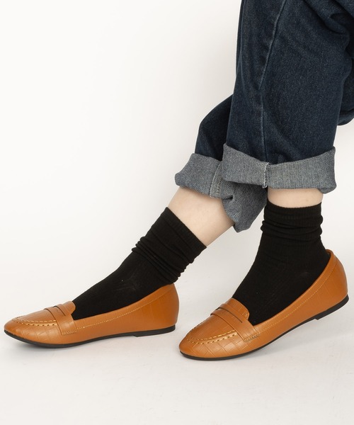 SVEC（シュベック）の「クロコ型押し 甲浅 コインローファー / スリッポン（ローファー・レディース・ブラウン/アイボリー/ブラック/シルバー・36/37/38/39/40）」の21枚目の写真