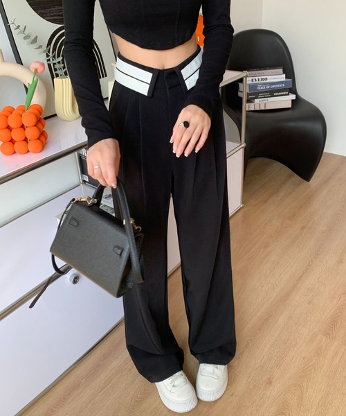 LAC-VERT（ラック・ヴェール）の「ウエスト折り返しラインスラックス（スラックス・レディース・ブラック/グレー・M/L）」の15枚目の写真