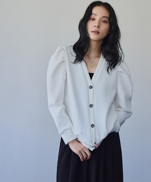 セール】《新色追加》ショルダーギャザーVネックカーディガン