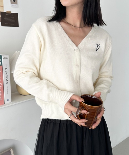 セール】ハート刺繍Vネックニットカーディガン（カーディガン/ボレロ