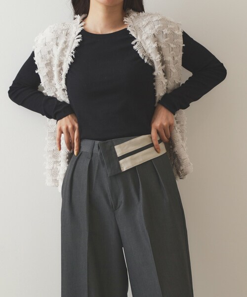 OPAQUE.CLIP(オペークドットクリップ)の「◆マーベルトデザイン タックワイドパンツ【洗濯機洗い可】(その他パンツ・レディース・チャコールグレー/ブラック・40/38/36)」の13枚目の写真