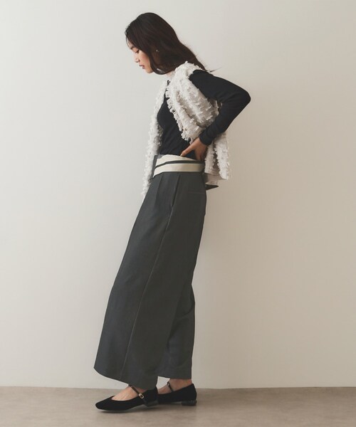 OPAQUE.CLIP(オペークドットクリップ)の「◆マーベルトデザイン タックワイドパンツ【洗濯機洗い可】(その他パンツ・レディース・チャコールグレー/ブラック・40/38/36)」の15枚目の写真
