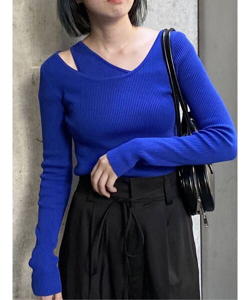 MURUA（ムルーア）の「レイヤードハイゲージニット（ニット/セーター・レディース・ブラック/アイボリー/ブルー・FREE）」の3枚目の写真