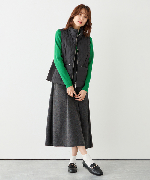 Petit Honfleur(プチオンフルール)の「ハイブリットダウンベスト(ダウンベスト・レディース・アイボリー/ブラック・9号/11号/13号)」の17枚目の写真