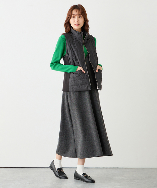 Petit Honfleur(プチオンフルール)の「ハイブリットダウンベスト(ダウンベスト・レディース・アイボリー/ブラック・9号/11号/13号)」の18枚目の写真