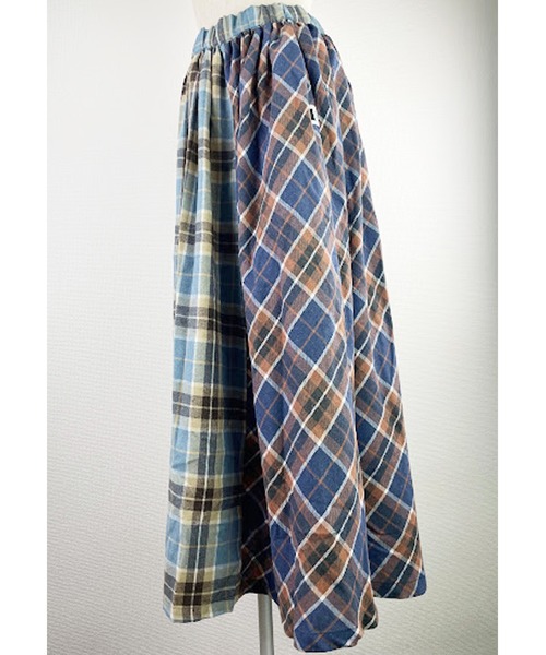 Rydia（リディア）の「ネルチェックロングスカート（スカート・レディース・ブルー/ネイビー・M）」の8枚目の写真