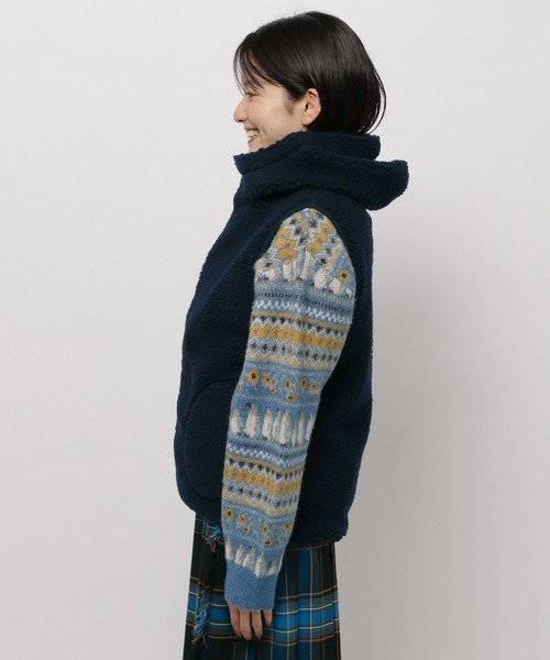 GYMPHLEX（ジムフレックス）の「【GYMPHLEX(ジムフレックス)】ボアフードベスト（ベスト・レディース・ネイビー/ライトベージュ/アイボリー・MEDIUM）」の14枚目の写真