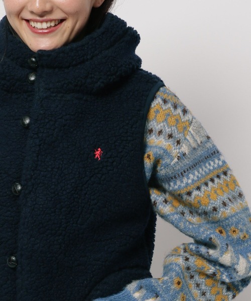 GYMPHLEX（ジムフレックス）の「【GYMPHLEX(ジムフレックス)】ボアフードベスト（ベスト・レディース・ネイビー/ライトベージュ/アイボリー・MEDIUM）」の18枚目の写真