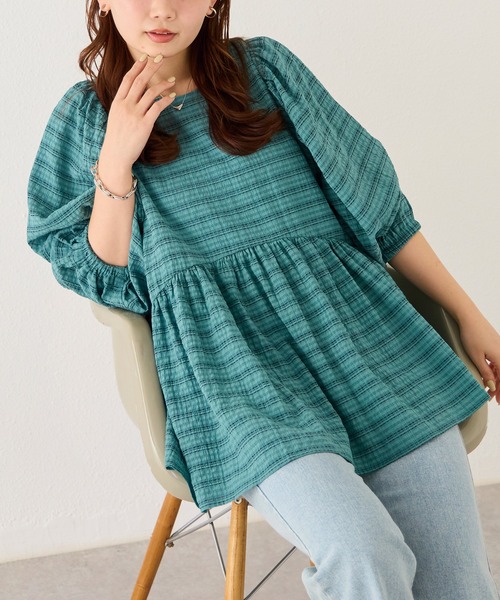 LAVEANGE（ラビアンジェ）の「【洗える】シアーチェックギャザーチュニック（シャツ/ブラウス・レディース・ブラック/オフホワイト/グリーン・M/LL/3L/4L/5L）」の3枚目の写真