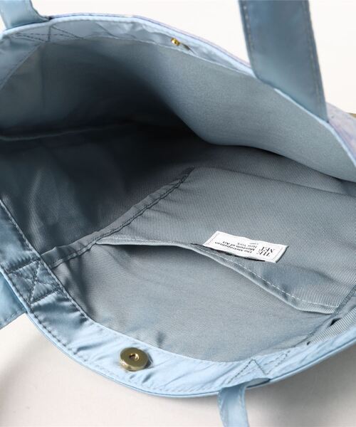 ACCOMMODE（アコモデ）の「THE MET/グラフィックトート（トートバッグ・レディース・パープル/ブルー・FREE）」の5枚目の写真