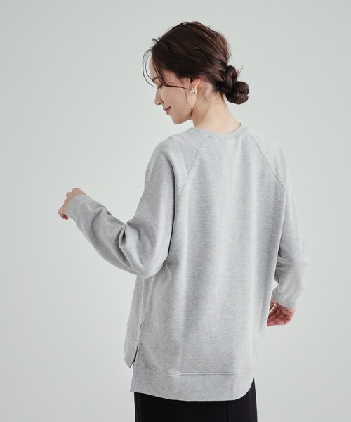 SHOO・LA・RUE（シューラルー）の「◆【洗える/S-LL】プリントラグランスウェット（スウェット・レディース・ダークグレー/グレー/オフホワイト/ブラウン系・01/02/03/04）」の6枚目の写真