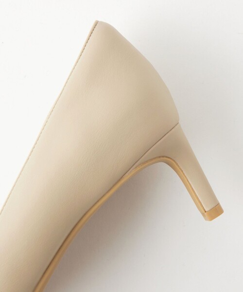green label relaxing（グリーンレーベルリラクシング）の「ポインテット Vカット パンプス（5cmヒール）-晴雨兼用-（パンプス・レディース・ブラック/ベージュ・23.5cm/23cm/22.5cm/22cm/25.5cm/25cm/24.5cm/24cm）」の16枚目の写真