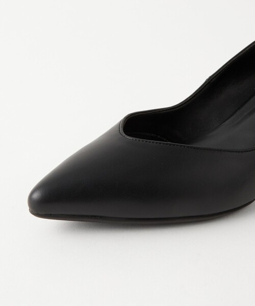 green label relaxing（グリーンレーベルリラクシング）の「ポインテット Vカット パンプス（5cmヒール）-晴雨兼用-（パンプス・レディース・ブラック/ベージュ・23.5cm/23cm/22.5cm/22cm/25.5cm/25cm/24.5cm/24cm）」の4枚目の写真