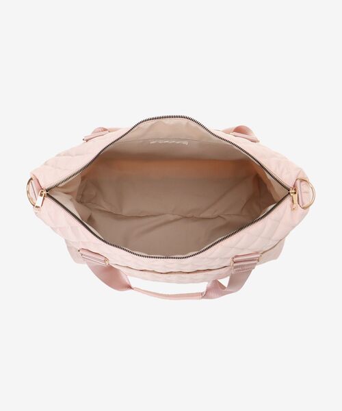 MAJESTIC LEGON(マジェスティックレゴン)の「キルティングトラベルボストン(ボストンバッグ・レディース・ピンク/アイボリー/ブラック/ライトグレー・MEDIUM)」の15枚目の写真