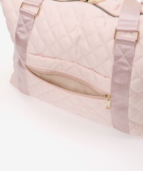 MAJESTIC LEGON(マジェスティックレゴン)の「キルティングトラベルボストン(ボストンバッグ・レディース・ピンク/アイボリー/ブラック/ライトグレー・MEDIUM)」の9枚目の写真