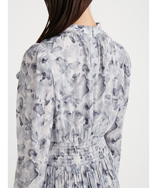 CELFORD（セルフォード）の「ブラードフラワーボウタイワンピース