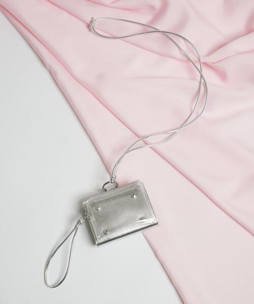 KBF（ケイビーエフ）の「ポーチ付きウォレット（財布・レディース・ブラック/シルバー・ONE）」の4枚目の写真