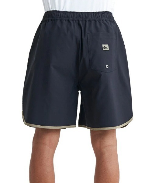 Quiksilver(クイックシルバー)の「JP SCALLOP BAGGY SHO/クイックシルバーウエストゴムバギーショーツ(その他パンツ・メンズ・ブラック/グリーン/カーキ・MEDIUM/LARGE/X-LARGE)」の4枚目の写真