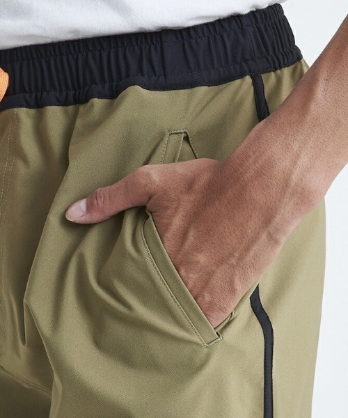 Quiksilver(クイックシルバー)の「JP SCALLOP BAGGY SHO/クイックシルバーウエストゴムバギーショーツ(その他パンツ・メンズ・ブラック/グリーン/カーキ・MEDIUM/LARGE/X-LARGE)」の10枚目の写真