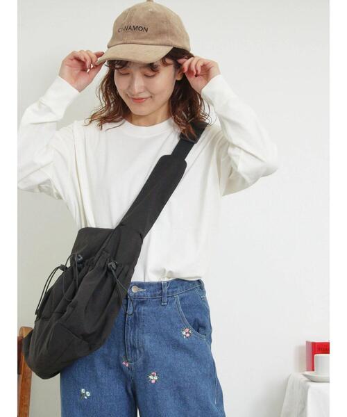 Samansa Mos2(サマンサ モスモス)の「ベーシックロングTシャツ(Tシャツ/カットソー・レディース・ブラック/オフホワイト・F)」の5枚目の写真