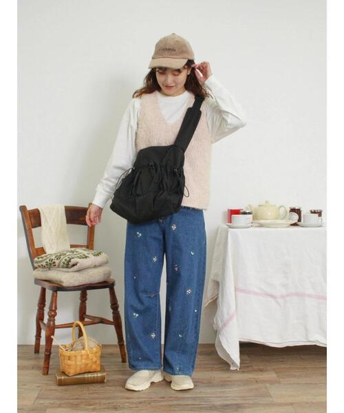 Samansa Mos2(サマンサ モスモス)の「ベーシックロングTシャツ(Tシャツ/カットソー・レディース・ブラック/オフホワイト・F)」の19枚目の写真