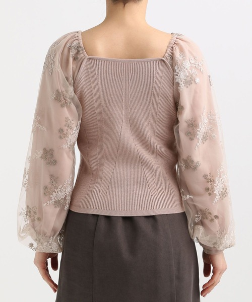 mysty woman（ミスティウーマン）の「フローラル刺繍スリーブニットプルオーバー  320880（ニット/セーター・レディース・ピンクベージュ/ブラック/アイボリー/グレイッシュブルー・FREE）」の19枚目の写真