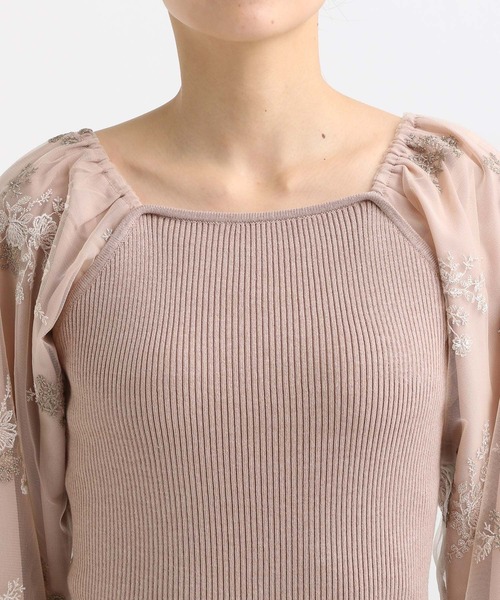 mysty woman（ミスティウーマン）の「フローラル刺繍スリーブニットプルオーバー  320880（ニット/セーター・レディース・ピンクベージュ/ブラック/アイボリー/グレイッシュブルー・FREE）」の20枚目の写真