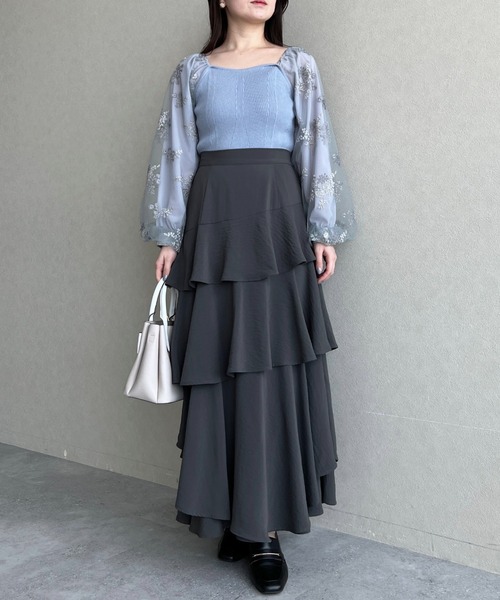 mysty woman（ミスティウーマン）の「フローラル刺繍スリーブニットプルオーバー  320880（ニット/セーター・レディース・ピンクベージュ/ブラック/アイボリー/グレイッシュブルー・FREE）」の11枚目の写真