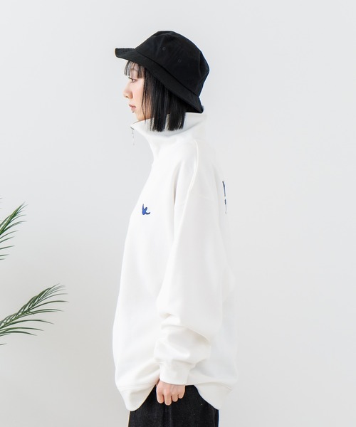 (What it isNt)ART BY MARKGONZALES(ワットイットイズント)の「【(What it isNt)ART BY MARKGONZALES / (ワットイットイズント) アートバイ マークゴンザレス】バックプリントハーフジップスウェットトレーナー(スウェット・メンズ・パープル/ホワイト/チャコールグレー・X-LARGE/MEDIUM/LARGE)」の13枚目の写真