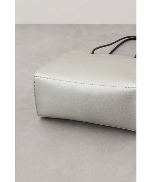 AZUL by moussy（アズールバイマウジー）の「ナローハンドルショッパーバッグ（トートバッグ・レディース・ブラック/ライム/シルバー/グレイッシュベージュ・FREE）」の5枚目の写真
