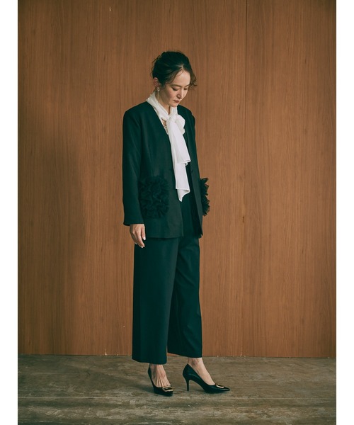 DOLLUPOOPS（ドールアップウップス）の「【定番オケージョンアイテム】ポケットチュールフリルモチーフ オーバージャケット（ノーカラージャケット・レディース・ブラック・38）」の3枚目の写真