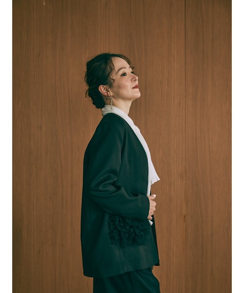 DOLLUPOOPS（ドールアップウップス）の「【定番オケージョンアイテム】ポケットチュールフリルモチーフ オーバージャケット（ノーカラージャケット・レディース・ブラック・38）」の8枚目の写真