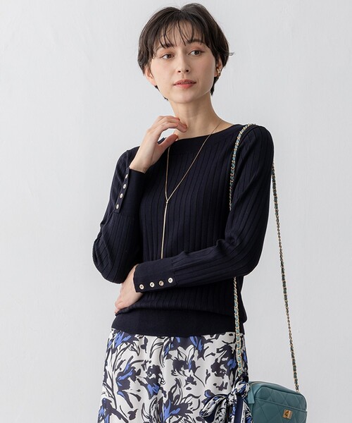 23区 L(ニジュウサンクオオキイサイズ)の「【洗える】シルキーレーヨンワイドリブ ニット(ニット/セーター・レディース・ネイビー系/ホワイト系/ブラック系1/ネイビー系1・48/46/44)」の4枚目の写真