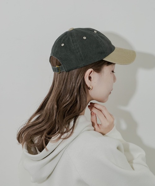 SMELLY(スメリー)の「バイカラーロゴキャップ(キャップ・レディース・ブラウン/チャコールグレー・-)」の4枚目の写真